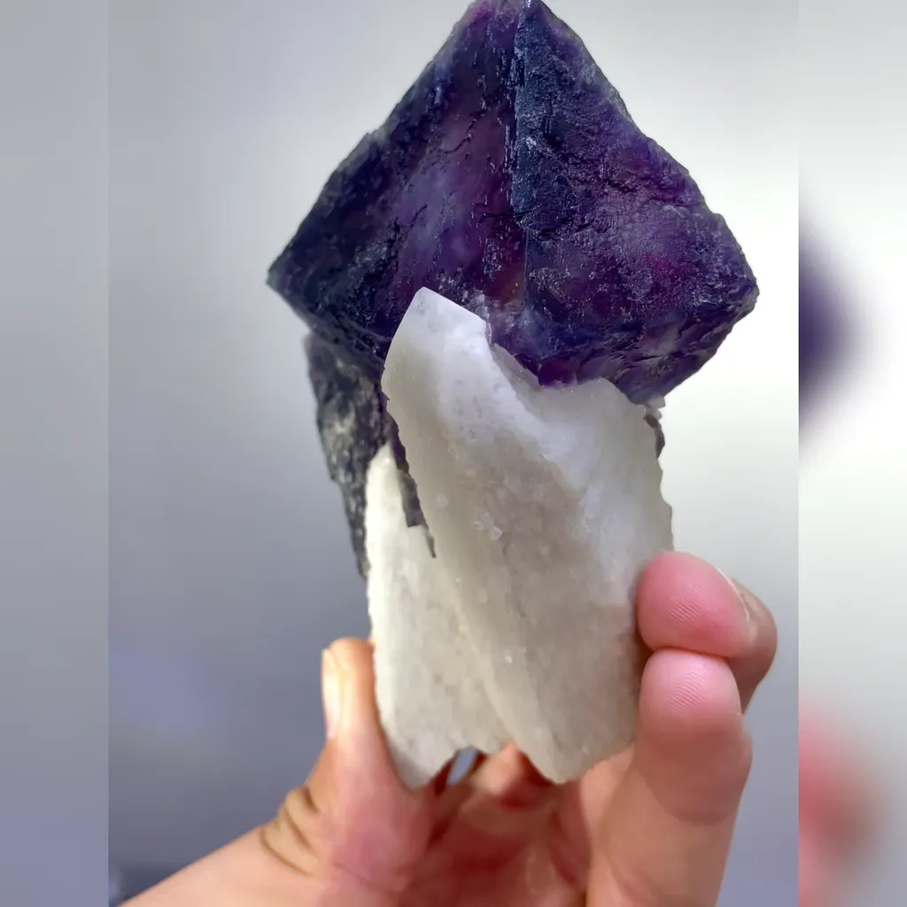 Natural Purple Octahedral Fluorite and Quartz Symbiosis comes from Inner Mongolia,China 80*110*40MM image