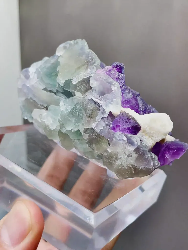 Natural Purple Octahedral Fluorite comes from Zhejiang,China 90*40*50MM - image 5