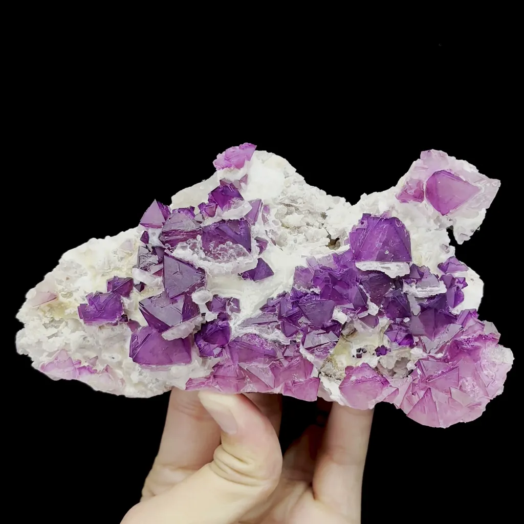 Natural Purple Octahedral Fluorite Mineral Specimen,High Quality Specimen,ZHEJIANG,CHINA(155*95*50mm) image