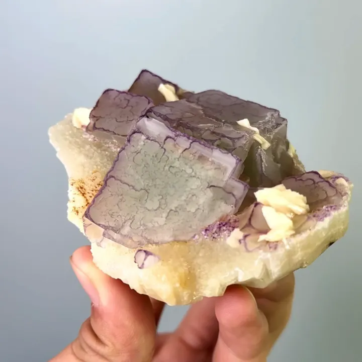 Natural Purple Pattern Fluorite, Mineral Specimen:Guizhou,China (90*70*40MM) - image 3