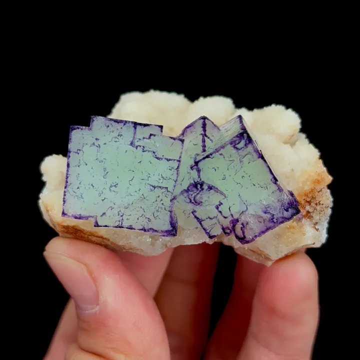 Natural Purple Patterned Fluorite, Mineral Specimen:Guizhou,China (60*35*30MM) image