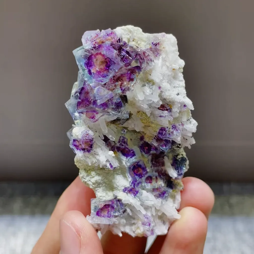 Natural Purple Phantom Cubic Fluorite and Quartz Symbiosis comes from Yindu,Inner Mongolia 40*70*15MM - image 3