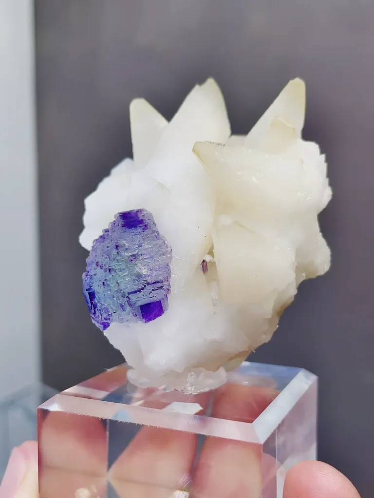 Natural Purple Phantom Fluorite and Calcite coexist comes from Shangbao,Hunan  50*40*55MM - image 2