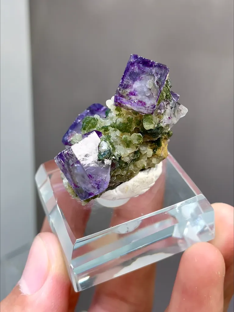 Natural Purple Phantom Fluorite and Calcite Coexist comes from Yaogangxian,Hunan 30*25*30MM - image 5