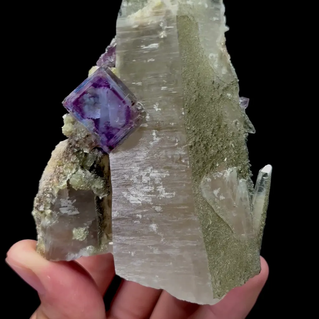 Natural Purple Phantom Fluorite and Calcite Mineral Specimen,High Quality Specimen,YAO GANG XIAN,HUNAN,CHINA(53*70*94mm) - image 2