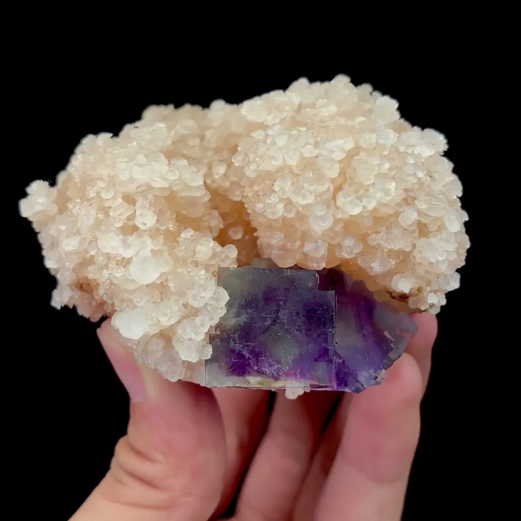 Natural Purple Phantom Fluorite and Calcite Mineral Specimen,High Quality Specimen,YAO GANG XIAN,HUNAN,CHINA(75*70*50mm) image