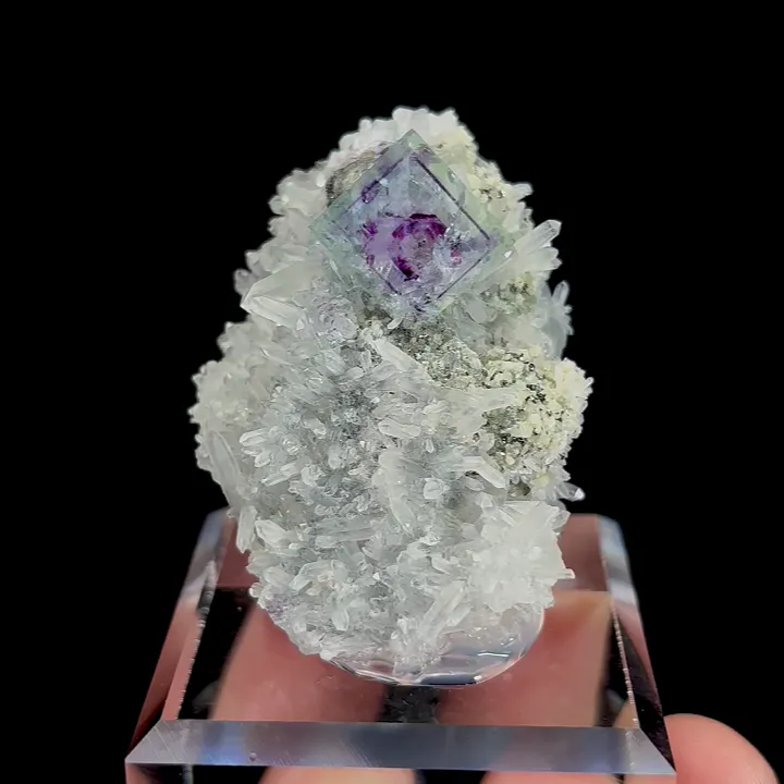 Natural Purple Phantom Fluorite and Clear Quartz Cluster, Mineral Specimen:Yaogangxian,Hunan (30*40*20MM) - image 4