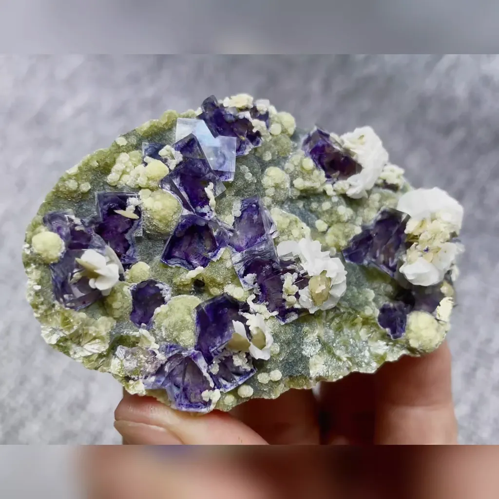 Natural Purple Phantom Fluorite and Flaky Calcite and Mica Symbiosis comes from Yindu,Inner Mongolia 70*45*20MM - image 3