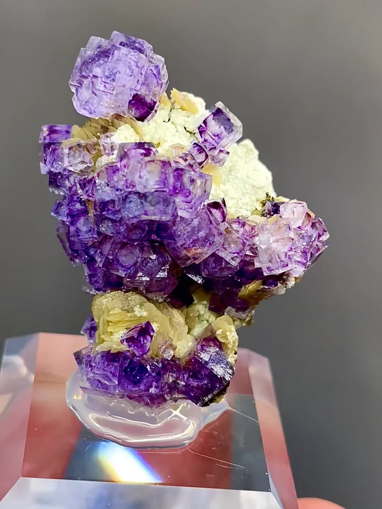 Natural Purple Phantom Fluorite and Flaky Calcite Coexist comes from Leipingkuang,Chenzhou,Hunan 25*25*15MM - image 3