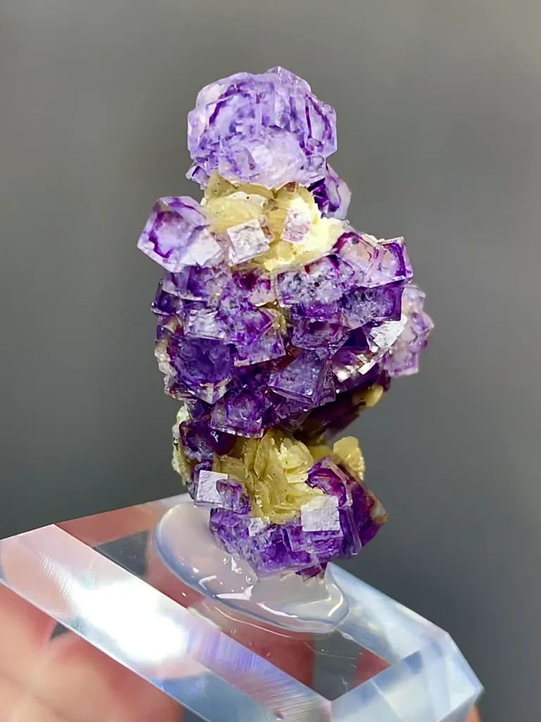 Natural Purple Phantom Fluorite and Flaky Calcite Coexist comes from Leipingkuang,Chenzhou,Hunan 25*25*15MM - image 2