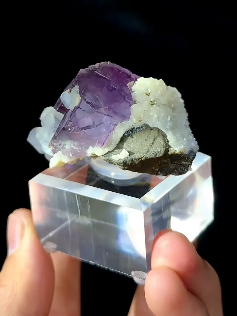 Natural Purple Phantom Fluorite and Flaky Calcite coexist comes from Yaoangxian,Hunan 50*35*30MM - image 4