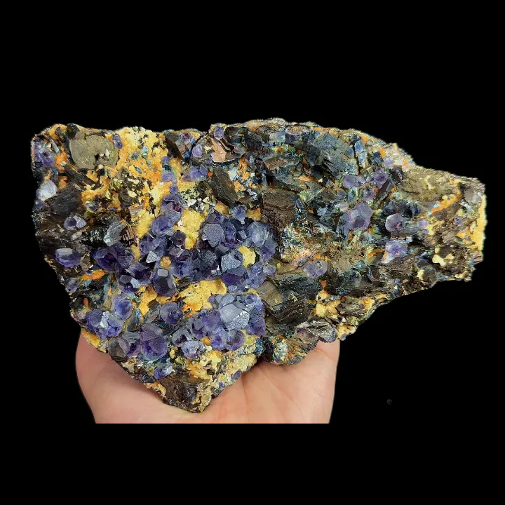 Natural Purple Phantom Fluorite and Magnetite, Mineral Specimen: Inner Mongolia,China (180*110*25MM) image