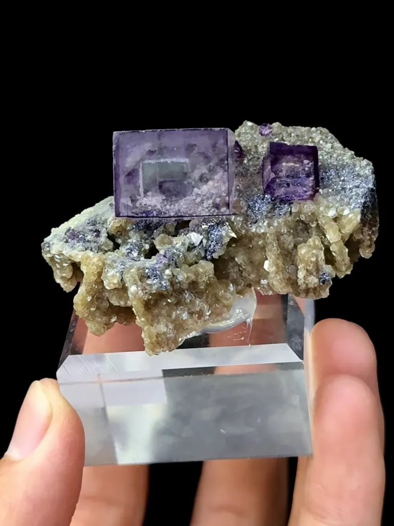Natural Purple Phantom Fluorite and Mica Coexist comes from Yaogangxian, Hunan 60*30*25MM - image 2