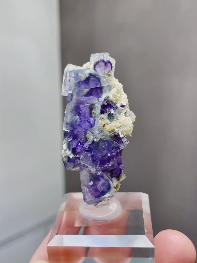 Natural Purple Phantom Fluorite and Mica coexist comes from Yindu,Inner Mongolia 25*15*45MM - image 2