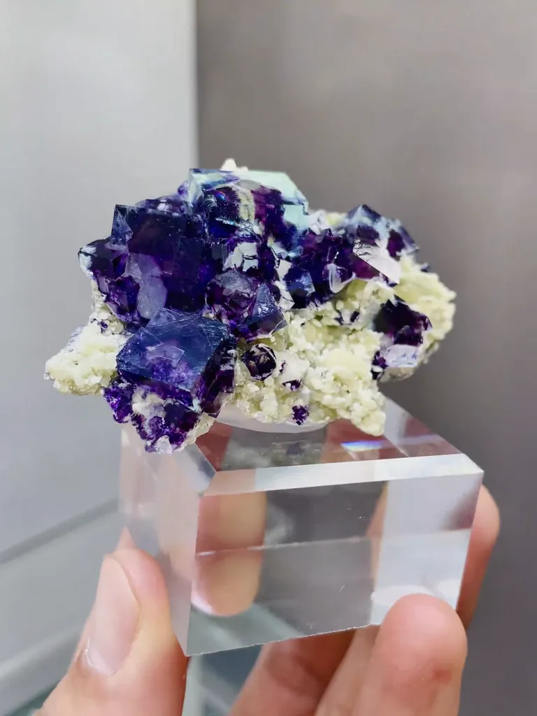 Natural Purple Phantom Fluorite and Mica coexist comes from Yindu,Inner Mongolia 65*25*30MM - image 3