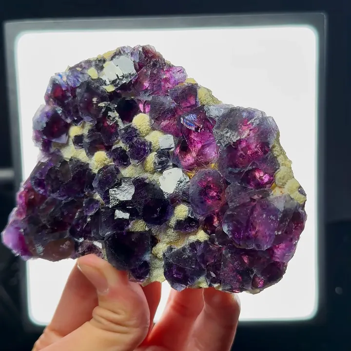 Natural Purple Phantom Fluorite and Mica, Mineral Specimen: Inner Mongolia,China (120*80*20MM) - image 2