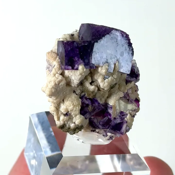 Natural Purple Phantom Fluorite and Mica, Mineral Specimen: Inner Mongolia,China (30*30*15MM) image