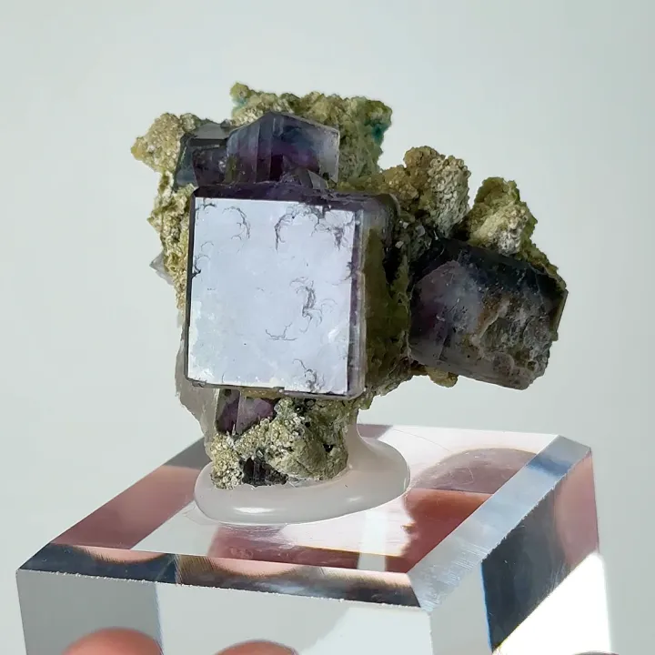 Natural Purple Phantom Fluorite and Mica, Mineral Specimen: Inner Mongolia,China (40*30*35MM) image