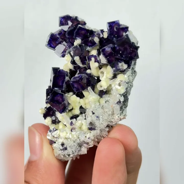Natural Purple Phantom Fluorite and Mica, Mineral Specimen: Yindu,Inner Mongolia (40*60*25MM) image