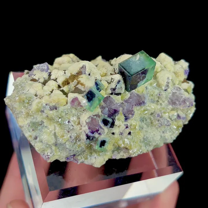 Natural Purple Phantom Fluorite and Mica, Mineral Specimen: Yindu,Inner Mongolia (65*40*25MM) - image 3
