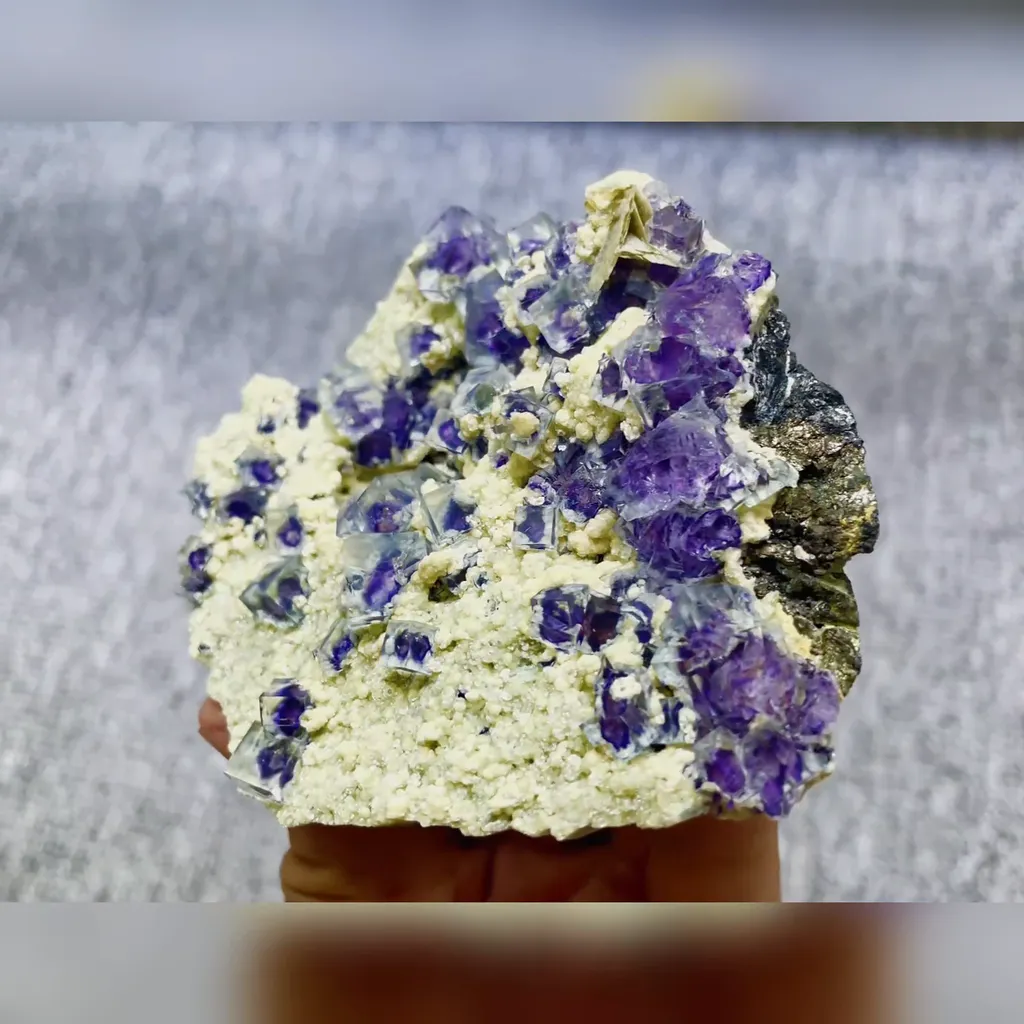 Natural Purple Phantom Fluorite and Mica Symbiosis comes from Inner Mongolia,China 95*80*25MM - image 2