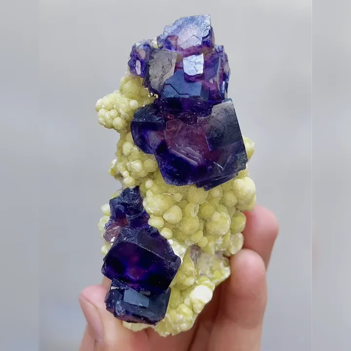 Natural Purple Phantom Fluorite and Mica Symbiosis comes from Yindu, Inner Mongolia 40*90*35MM - image 6