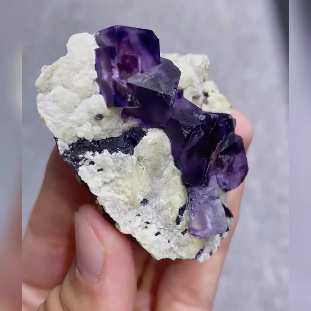 Natural Purple Phantom Fluorite and Mica Symbiosis comes from Yindu,Inner Mongolia 60*50*20MM - image 3