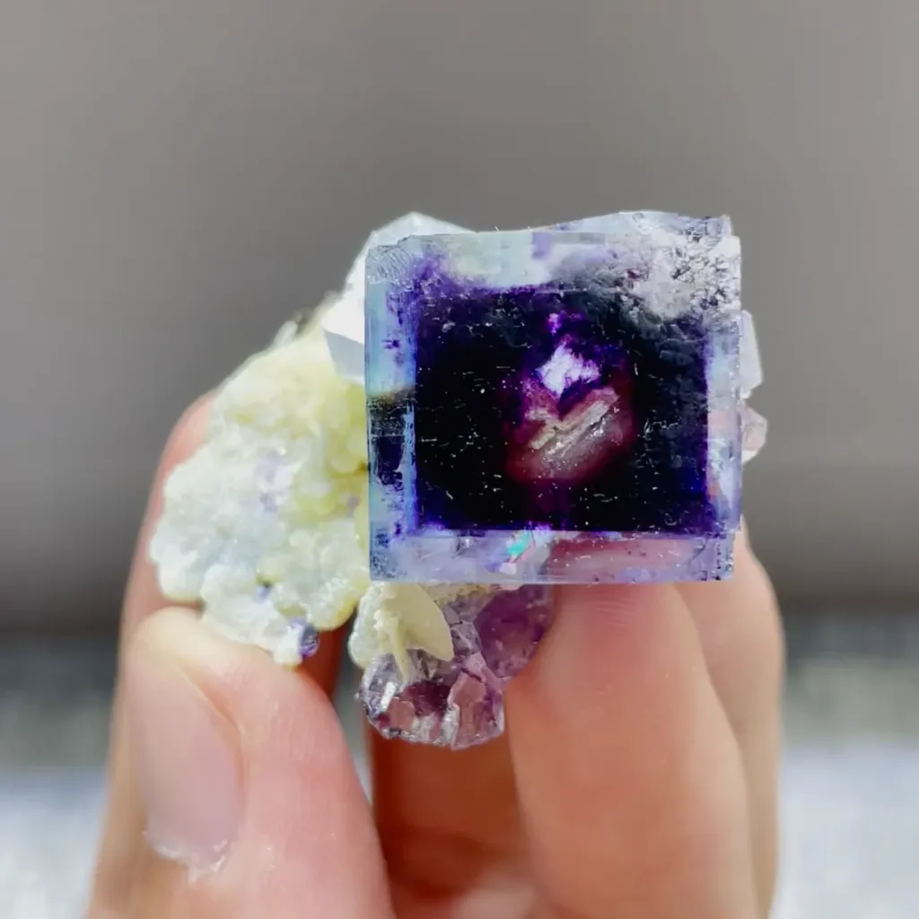Natural Purple Phantom Fluorite and Mica Symbiosis from Yindu,Inner Mongolia 30*45*20MM - image 2