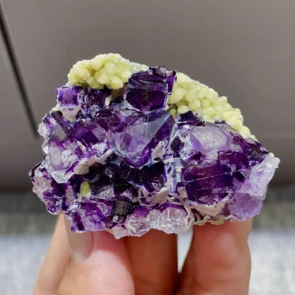 Natural Purple Phantom Fluorite and Mica Symbiosis from Yindu,Inner Mongolia 55*40*20MM image