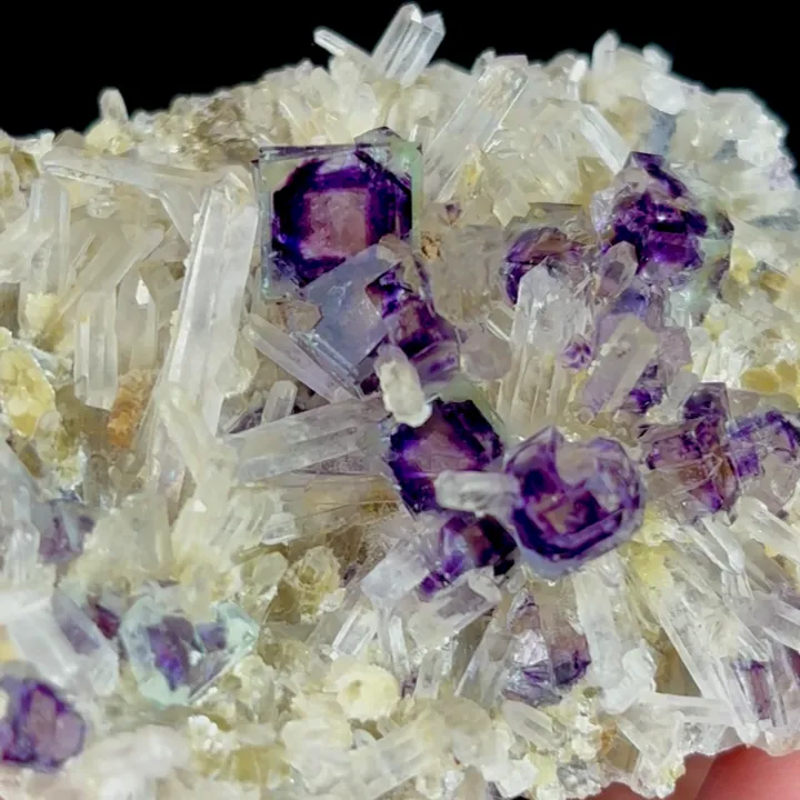 Natural Purple Phantom Fluorite and Quartz Cluster, Mineral Specimen: Yindu,Inner Mongolia (60*45*20MM) image