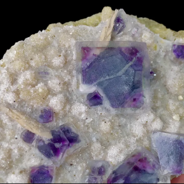 Natural Purple Phantom Fluorite and Quartz, Mineral Specimen: Yindu,Inner Mongolia (125*75*25MM) - image 3