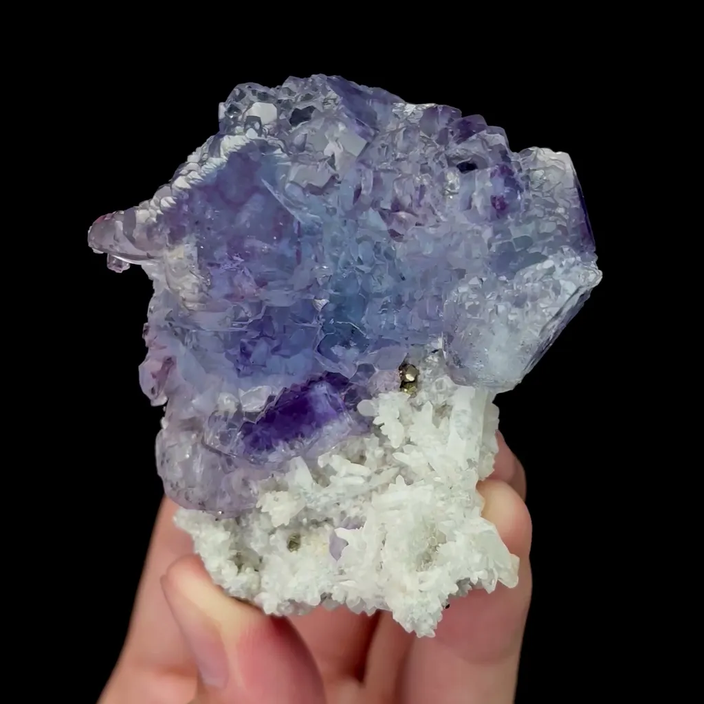 Natural Purple Phantom Fluorite and Quartz Mineral Specimen,High Quality Specimen,YINDU,INNER MONGOLIA,CHINA(45*65*40mm) image
