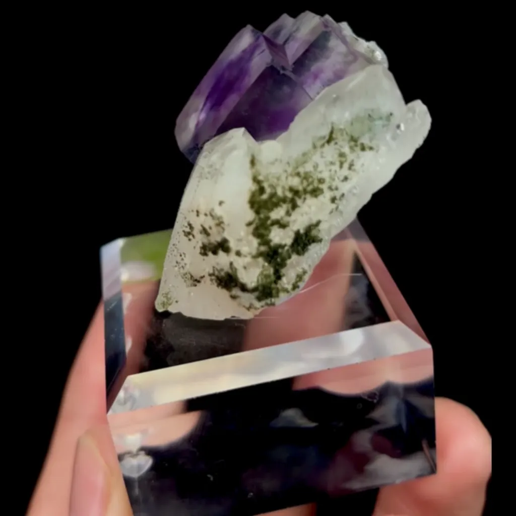 Natural Purple Phantom Fluorite and Quartz, Mineral Specimen:Yaogangxian,Hunan (35*20*30MM) - image 4