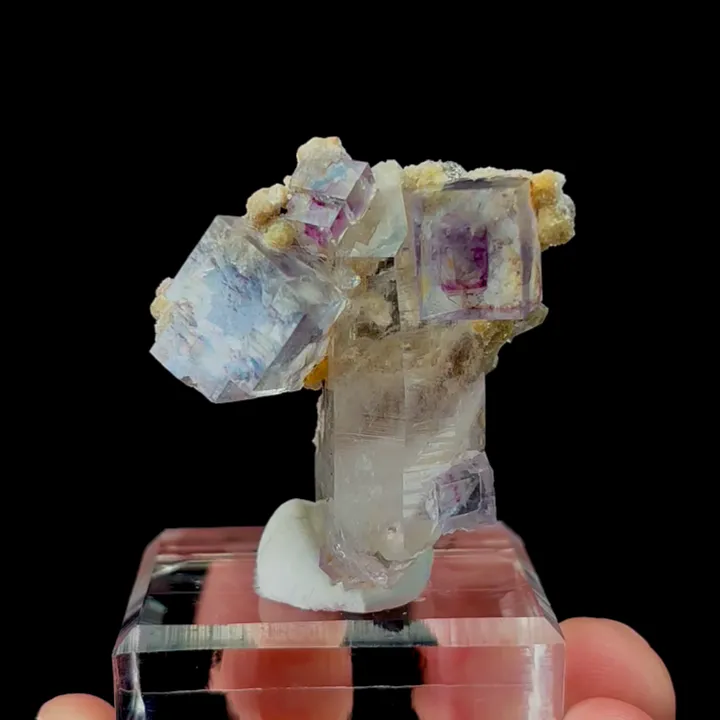 Natural Purple Phantom Fluorite and Quartz, Mineral Specimen:Yaogangxian,Hunan (35*25*40MM) image
