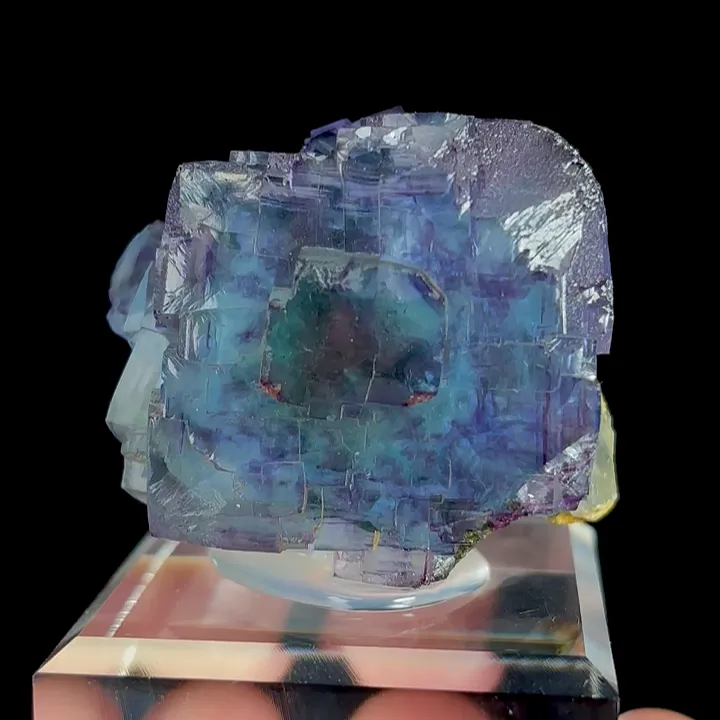Natural Purple Phantom Fluorite and Quartz, Mineral Specimen:Yaogangxian,Hunan (40*30*25MM) - image 3