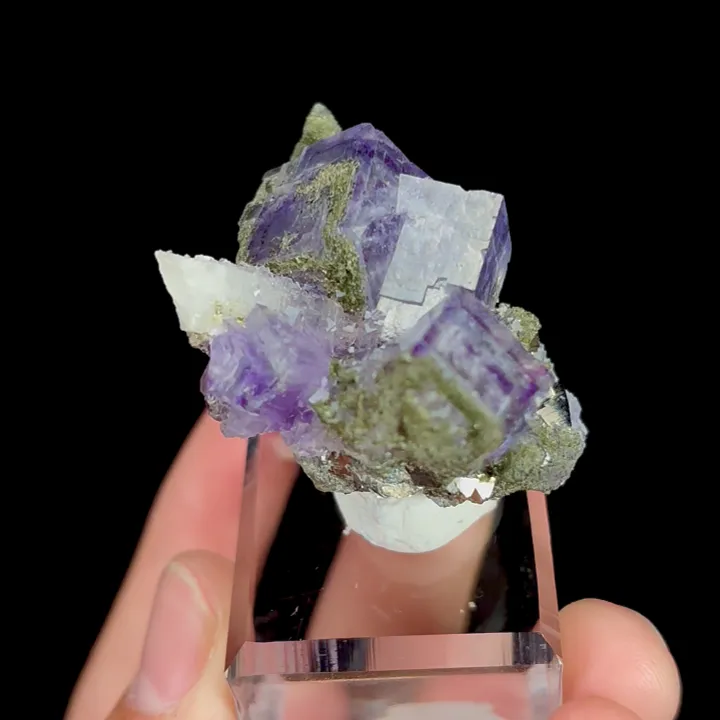 Natural Purple Phantom Fluorite and Quartz, Mineral Specimen:Yaogangxian,Hunan (45*30*30MM) - image 4