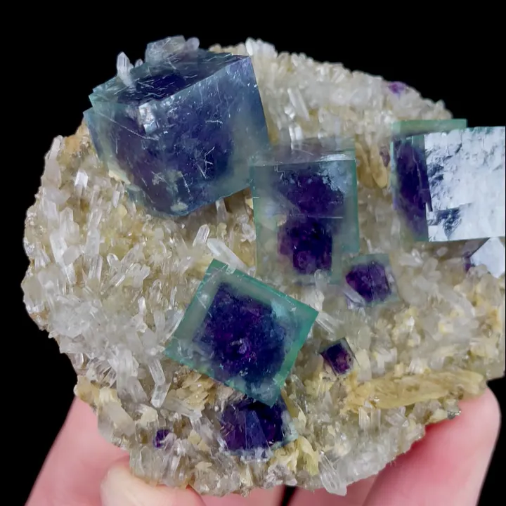 Natural Purple Phantom Fluorite and Quartz, Mineral Specimen:Yaogangxian,Hunan (65*60*25MM) image