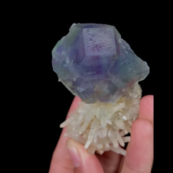 Natural Purple Phantom Fluorite and Quartz, Mineral Specimen:Yaogangxian,Hunan（70*45*25MM） - image 3