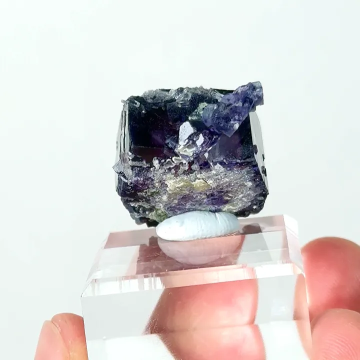 Natural Purple Phantom Fluorite and Quartz, Mineral Specimen:Yindu,Inner Mongolia (20*30*15MM) - image 4