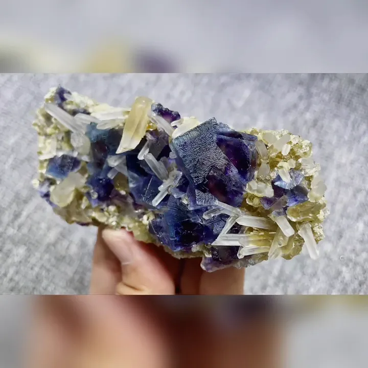 Natural Purple Phantom Fluorite and Quartz Symbiosis comes from Inner Mongolia,China 105*50*25MM - image 3