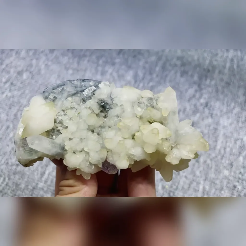 Natural Purple Phantom Fluorite and Quartz Symbiosis comes from Shangbao,Hunan 105*55*40MM - image 3