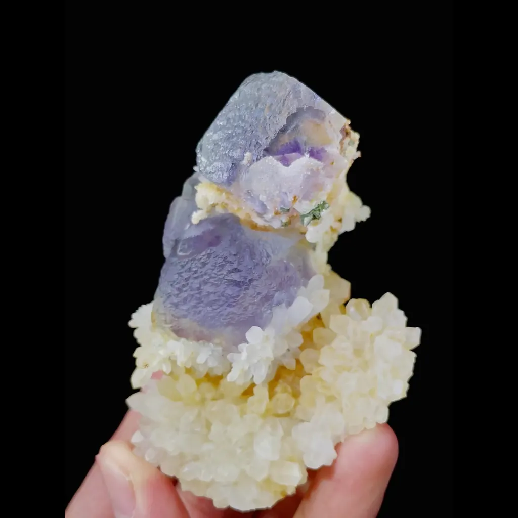 Natural Purple Phantom Fluorite and Quartz Symbiosis comes from Shangbao,Hunan 50*25*80MM image