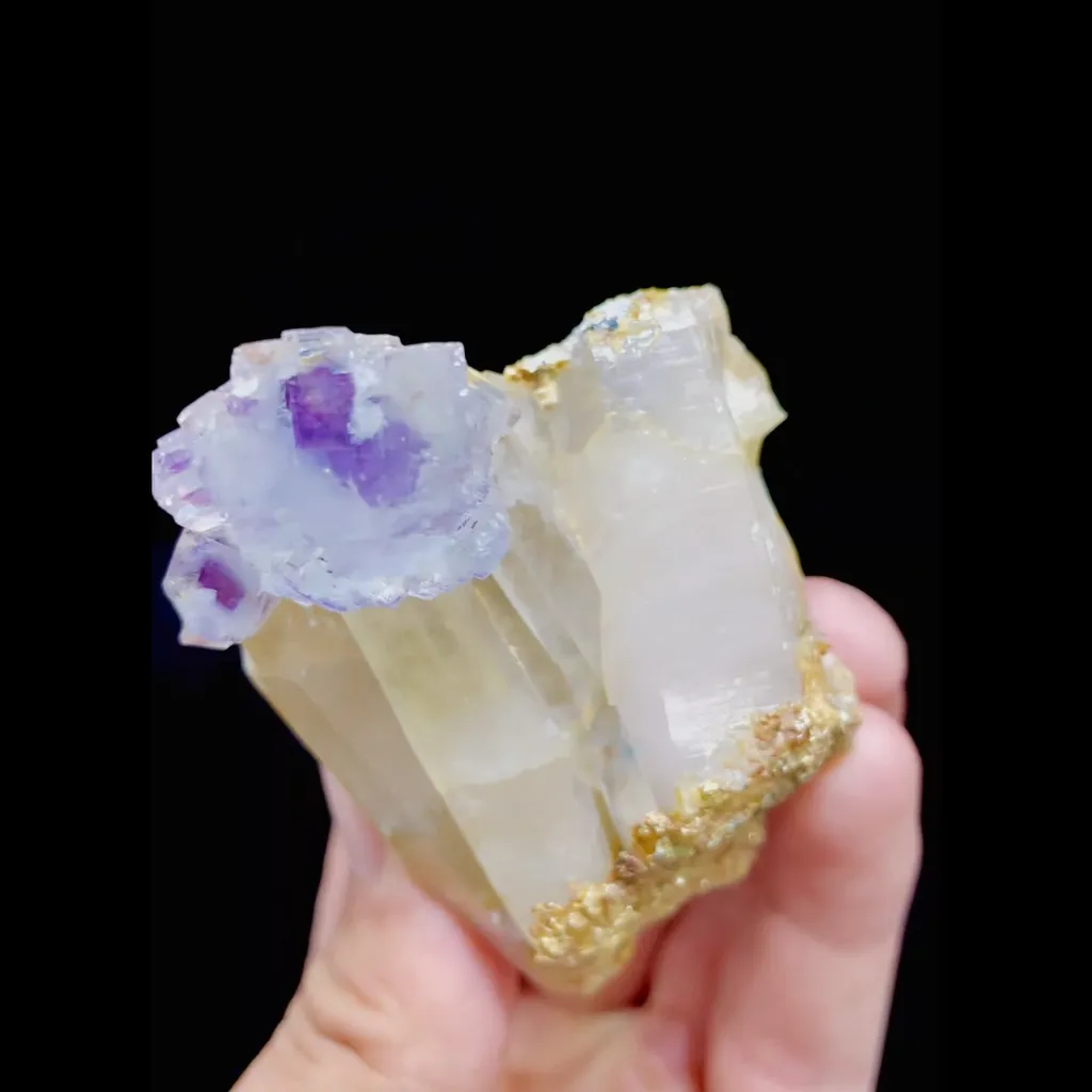 Natural Purple Phantom Fluorite and Quartz Symbiosis comes from Yaogangxian,Hunan 50*65*45MM - image 3