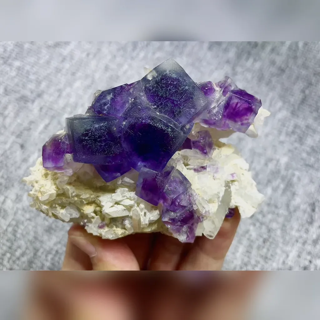 Natural Purple Phantom Fluorite and Quartz Symbiosis comes from Yaogangxian,Hunan 90*65*40MM image