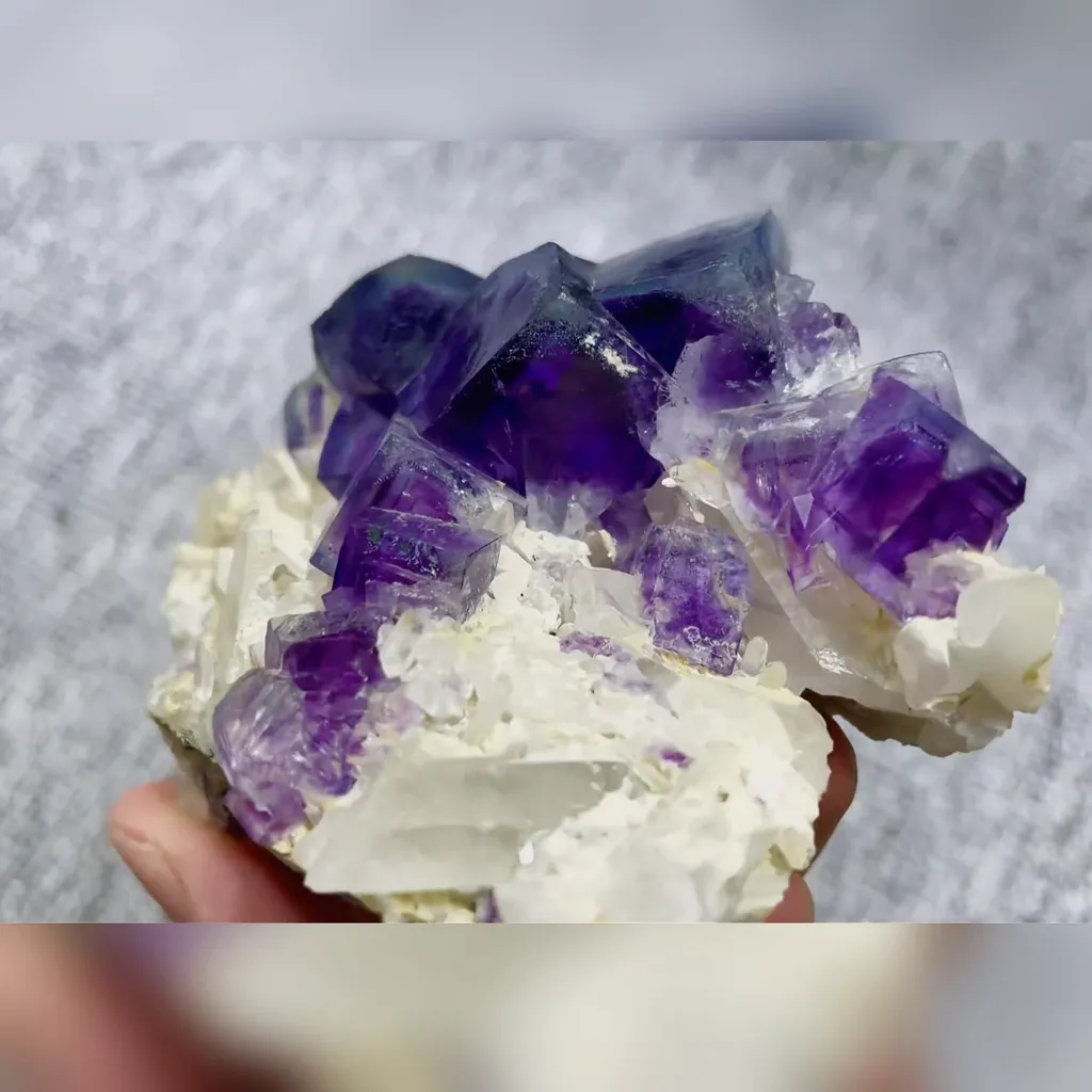 Natural Purple Phantom Fluorite and Quartz Symbiosis comes from Yaogangxian,Hunan 90*65*40MM - image 3