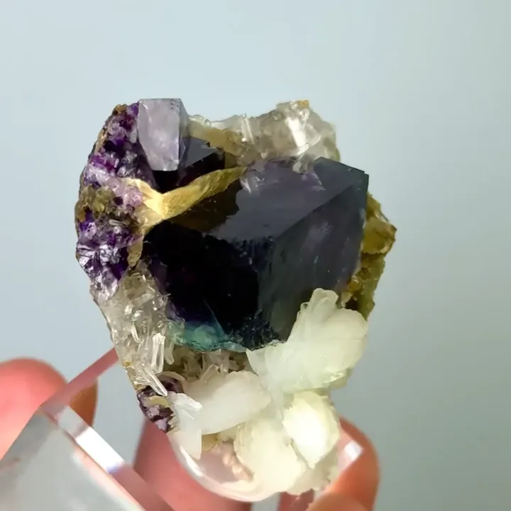 Natural Purple Phantom Fluorite & Calcite and Quartz, Mineral Specimen:Yindu,Inner Mongolia （35*30*20MM） - image 3