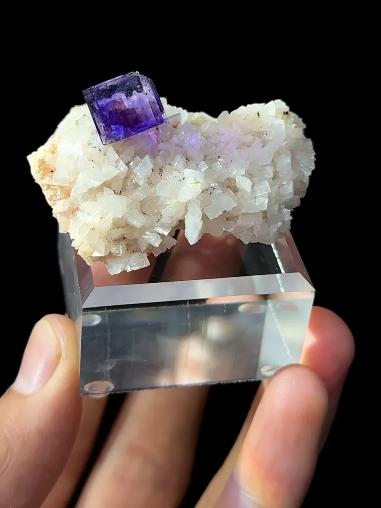 Natural Purple Phantom Fluorite Coexists With Dolomite comes from Xinjiang 50*40*30MM - image 4