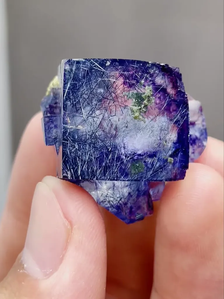 Natural Purple Phantom Fluorite coexists with Jamstenite comes from Yaogangxian,Hunan 25*25*20MM - image 2