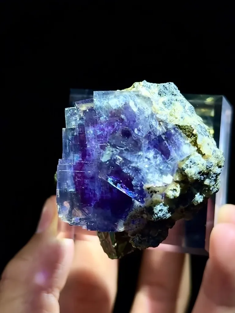 Natural Purple Phantom Fluorite Coexists with Pyrite comes from Yaogangxian,Hunan 45*40*40MM - image 4