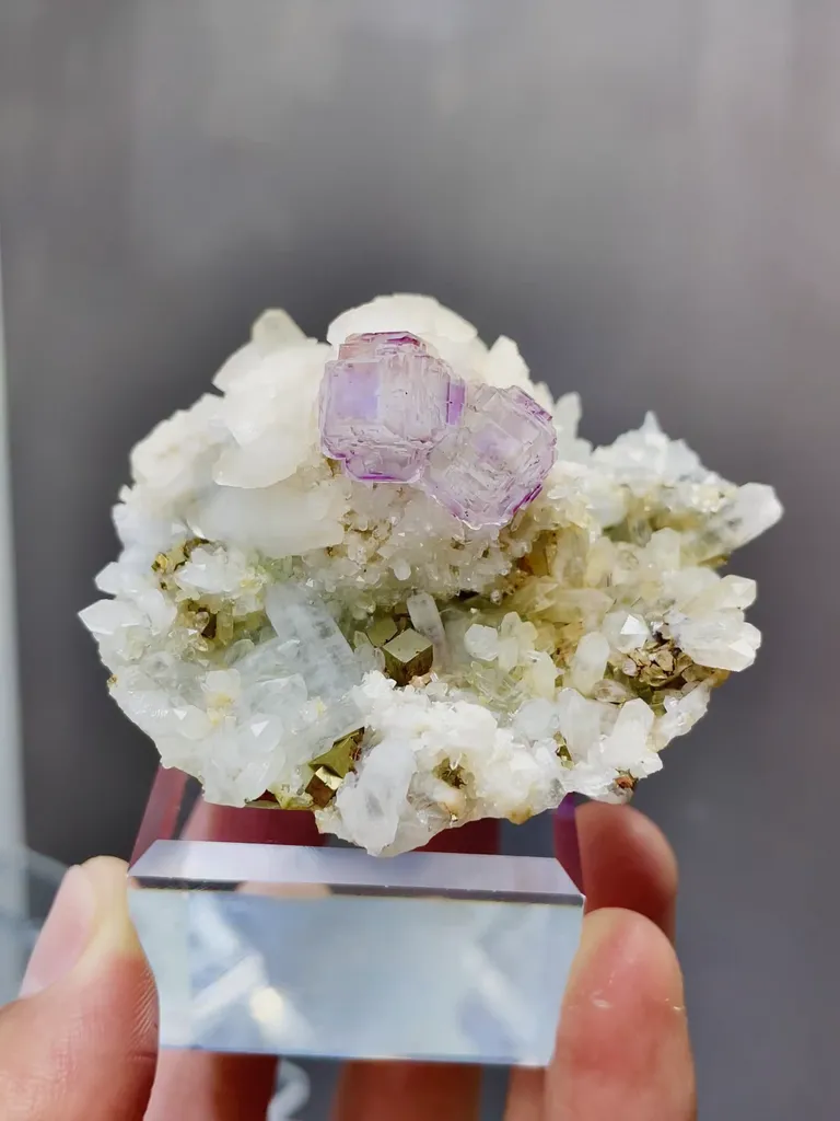 Natural Purple Phantom Fluorite coexists with Quartz and Dolomite comes from Shangbao,Hunan 65*50*30MM image